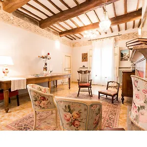 http://bnb-casa-fiorita.hotels-perugia.com