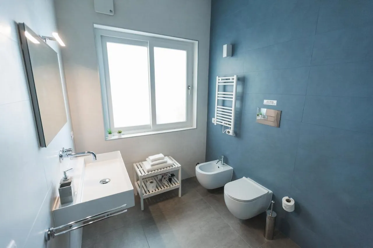 Oda ve Kahvaltı B&B A Due Passi Dal Mare Gela