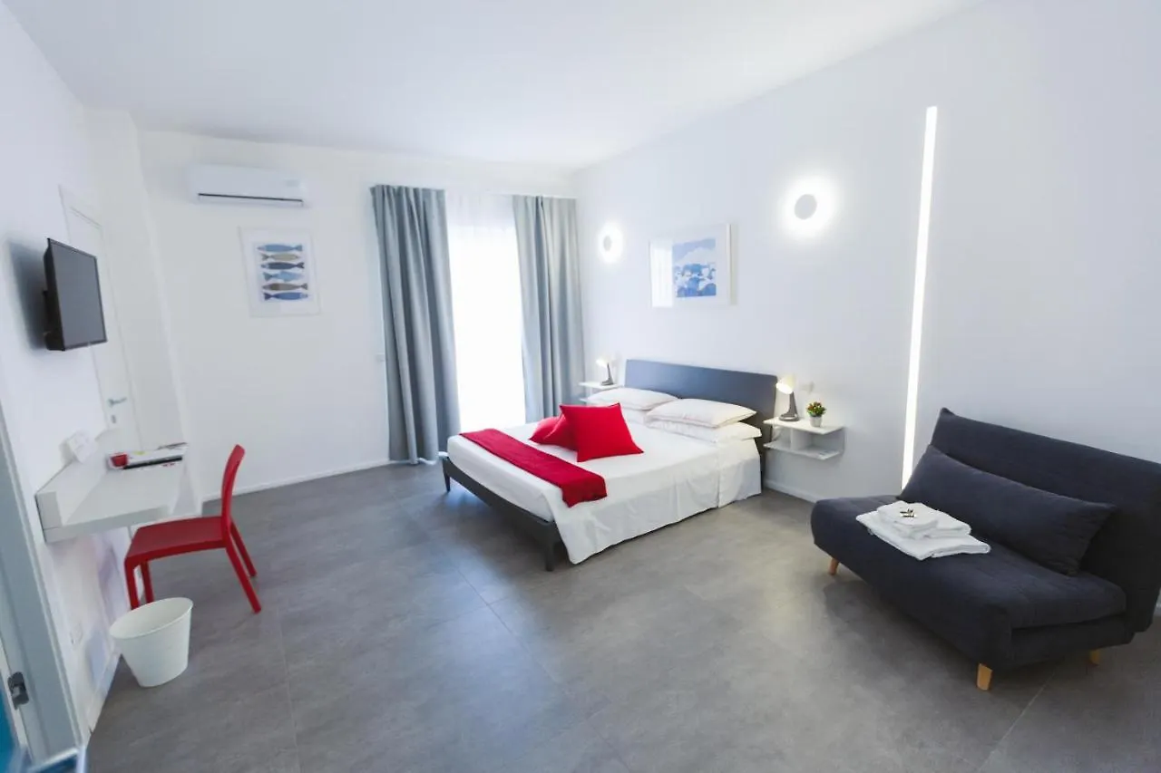 Oda ve Kahvaltı B&B A Due Passi Dal Mare Gela