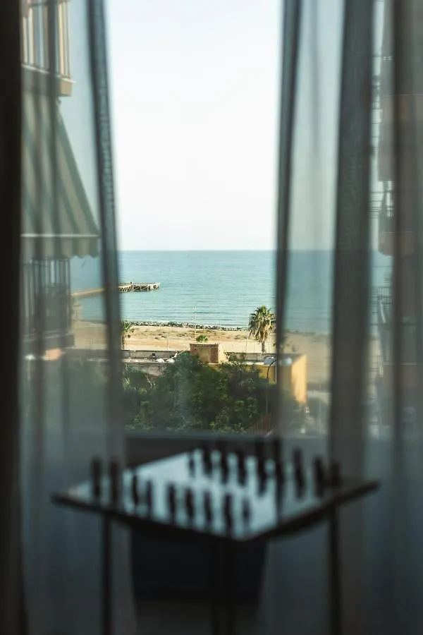 Oda ve Kahvaltı B&B A Due Passi Dal Mare Gela